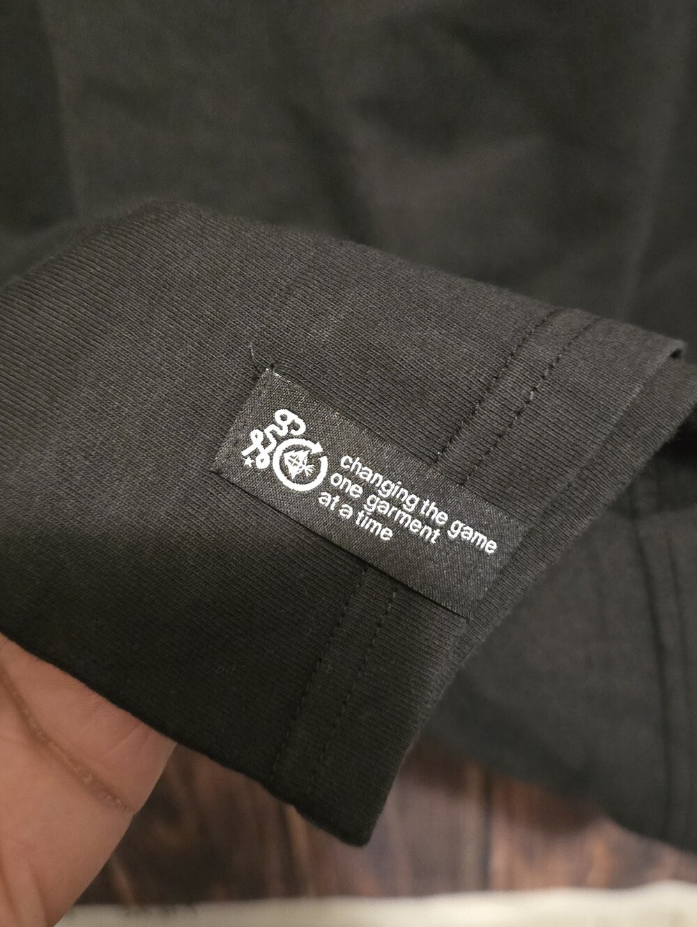 LRG LONG SLEEVE RACER T.SHIRT. - Picture 5 of 7